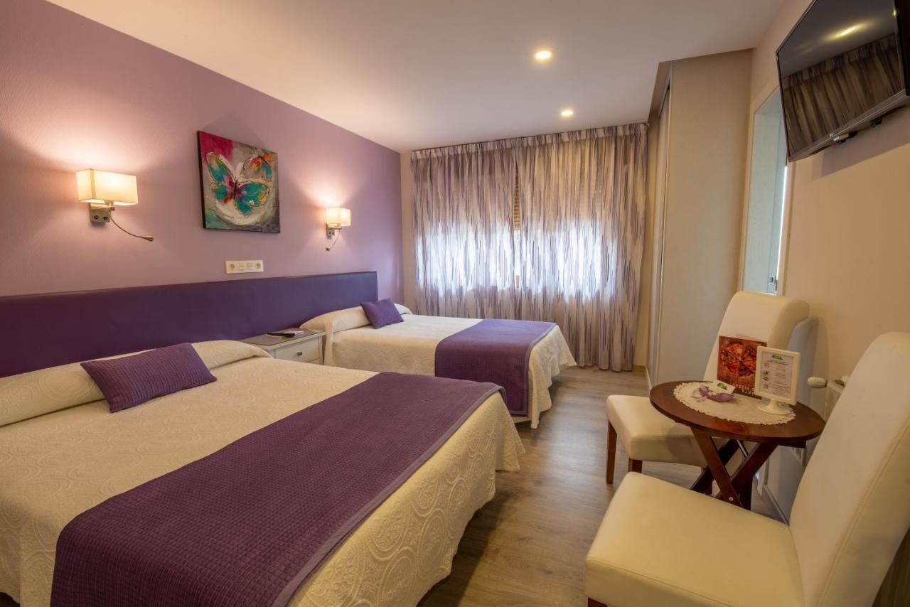 Hotel El Pinar Villapedre Exteriör bild