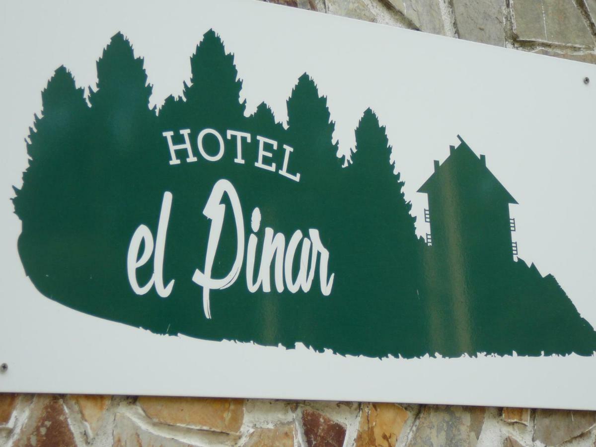 Hotel El Pinar Villapedre Exteriör bild
